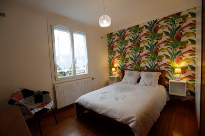 La Maison Blanche Location De Vacances à Châteauneuf-sur-Loire