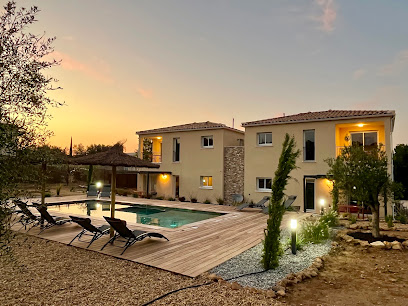 Le Clos De L'oliveraie, Location De Vacances à Sanilhac-Sagriès