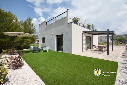 Gites Nesque Et Ventoux, Location de Vacances à Villes-sur-Auzon