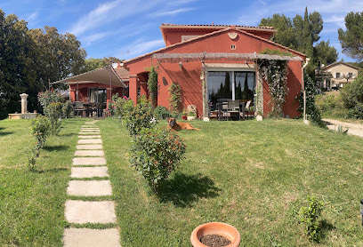 Domaine Des Lavarines, Chambre D'hôtes à Morières-lès-Avignon