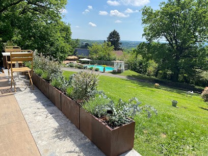 Chambre d'hôtes une halte - maison d’hôtes - hôtel - hébergement insolite - piscine - bain Nordique, Chambre d'Hôtes à Reyrieux