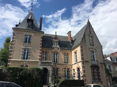 Maunoury Citybreak, Chambre d'Hôtes à Chartres