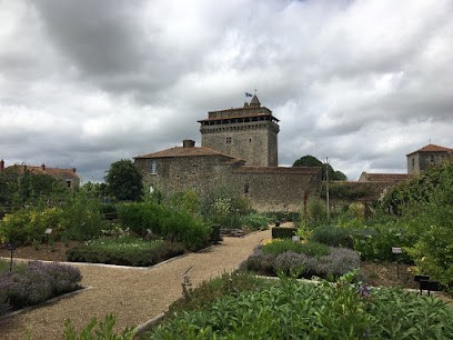 L'ancienne Mairie Chambres D'hôtes, Chambre d'Hôtes à Bazoges-en-Pareds