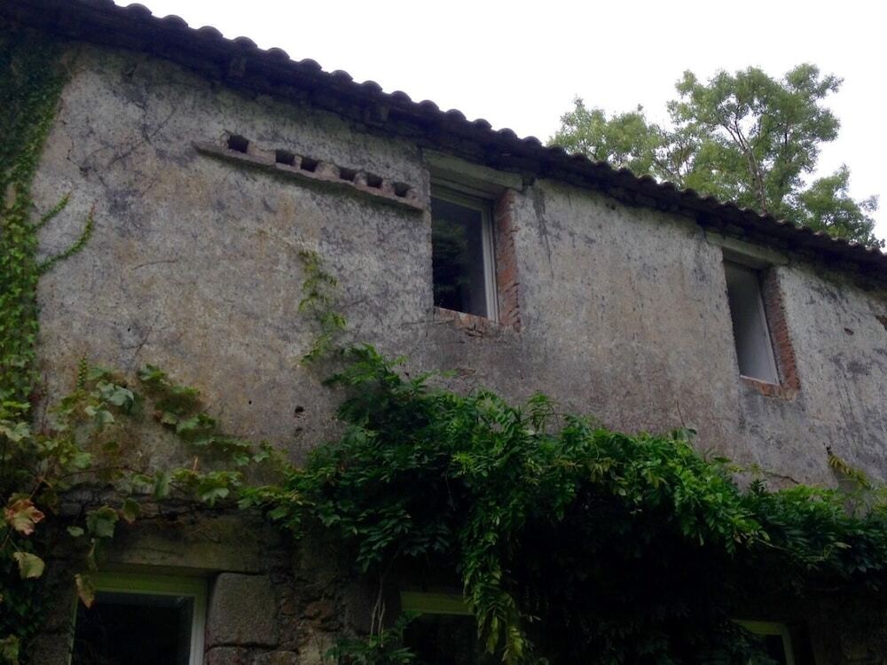 The Priory Of Saint Blaise - Bed & Breakfast, Chambre d'Hôtes à Cholet