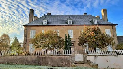 Château Latour Chambres D'hôtes Et Gîtes, Chambre d'Hôtes à Fours
