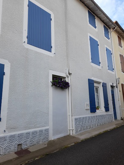 Les volets bleus, Chambre d'Hôtes à Melle