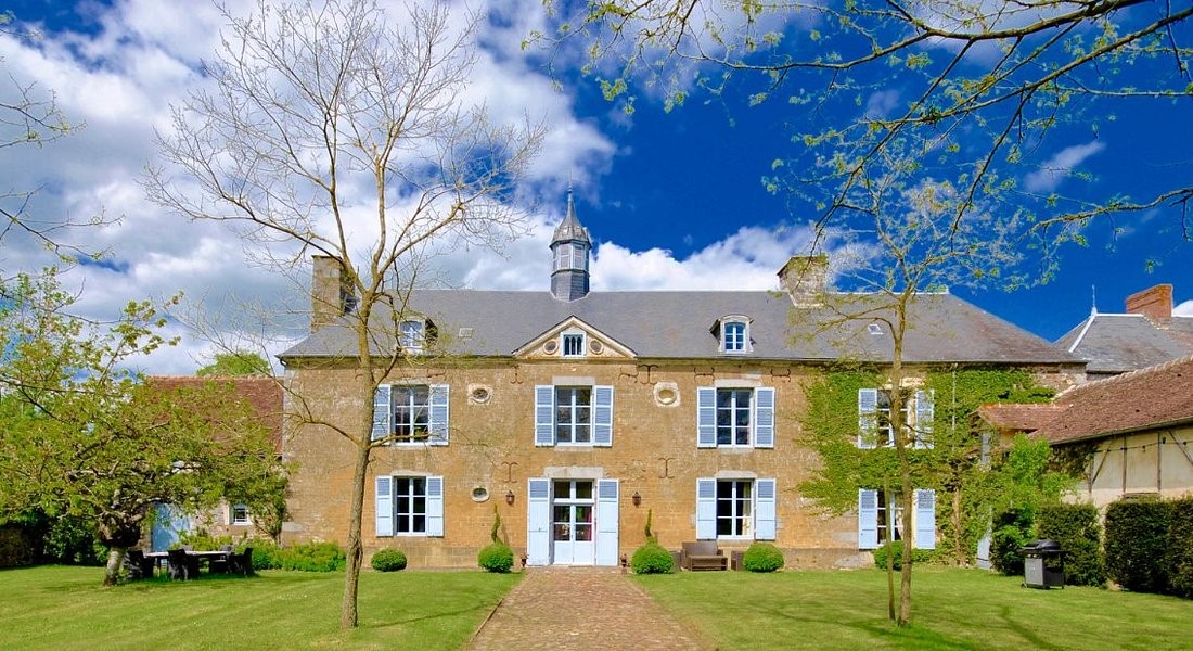 Le Domaine de Cordey, Chambre d'Hôtes à Boucé