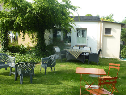 Studio 2 Personnes, À La Campagne, Au Calme, À Roumare En Seine-Maritime, Location Longue Et Courte Durée En Normandie Location De Vacances à Roumare