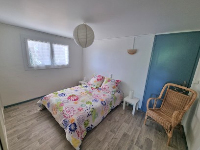 L'Ecrin de Verdure location appartement vue Pyrénées, Location de Vacances à Cuguron