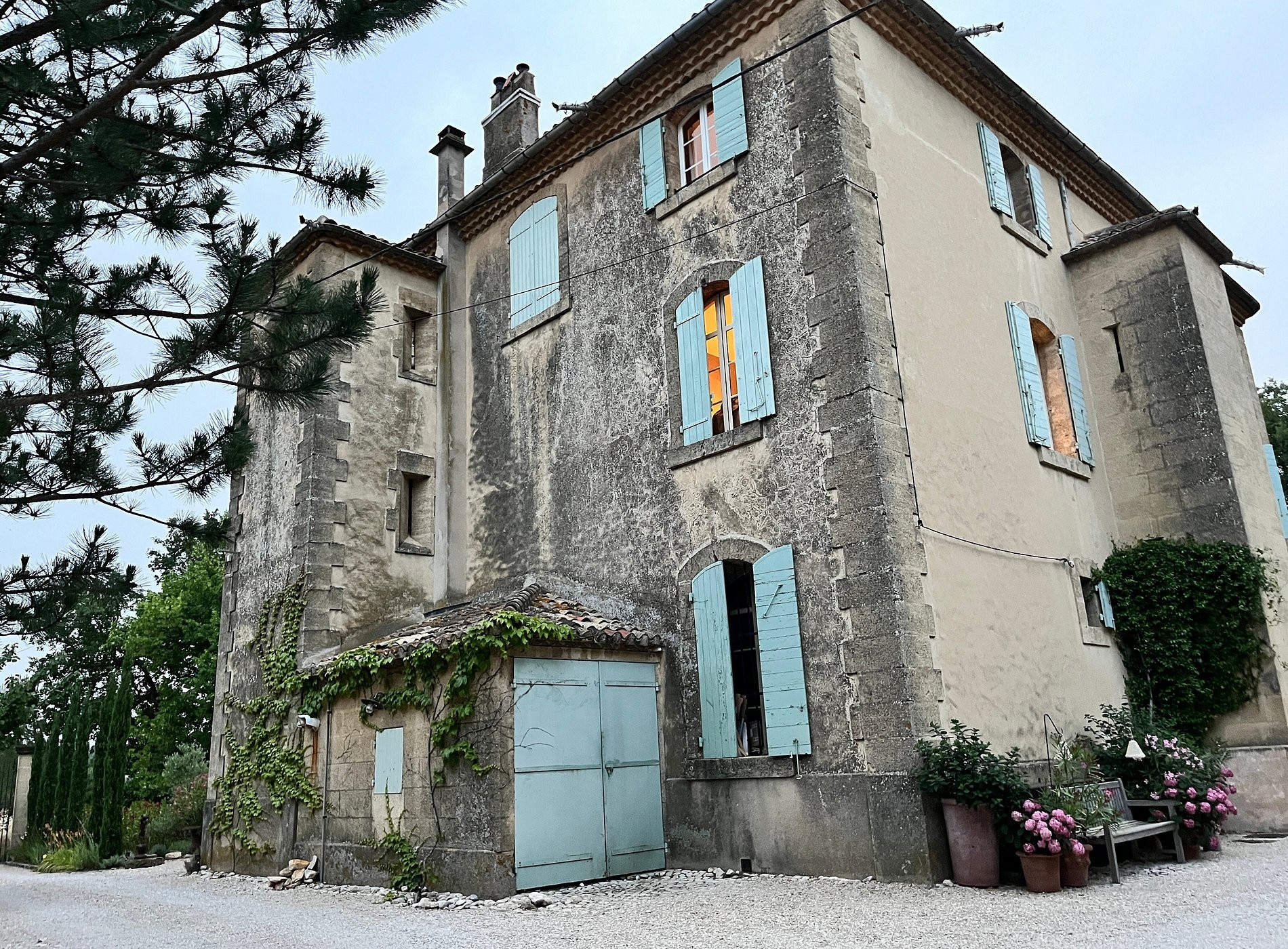 La Bastide Des Grands Chênes, Chambre d'Hôtes à Lambesc