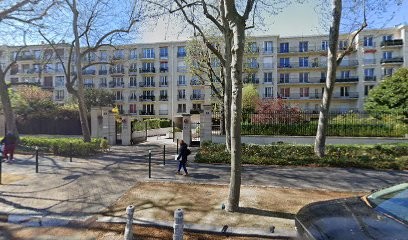 Why a home stay with Stay & Study ?, Location de Vacances à Neuilly-sur-Seine