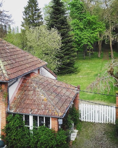 Villa 16, Chambre d'Hôtes au Poinçonnet