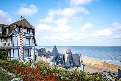 La Plus Petite Maison De Pêcheur De Trouville / Mer, Location De Vacances à Trouville-sur-Mer