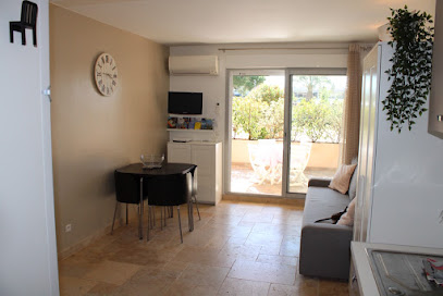 Holidays Hyères Location De Vacances à Hyères