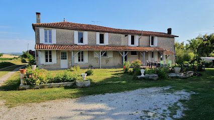 Chambres D'hôtes, Chambre D'hôtes à Chalais