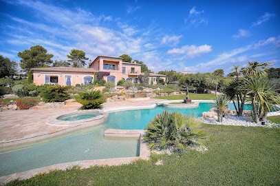 CHAMBRE LUXE MOUGINS CANNES, Chambre d'Hôtes à Mougins