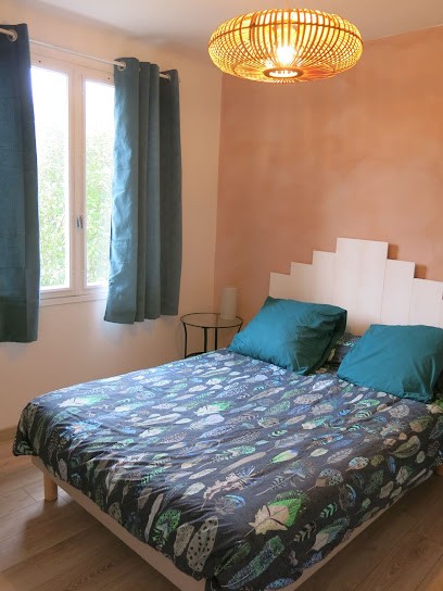 Gîte les tournesols, Chambre d'Hôtes à Cornebarrieu