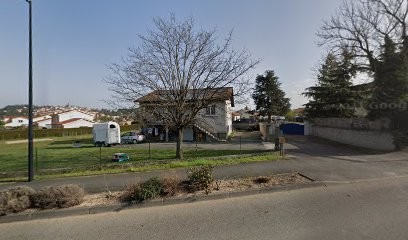 Chambre d'hôte dans une propriété avec piscine, Chambre d'Hôtes à Chamboeuf