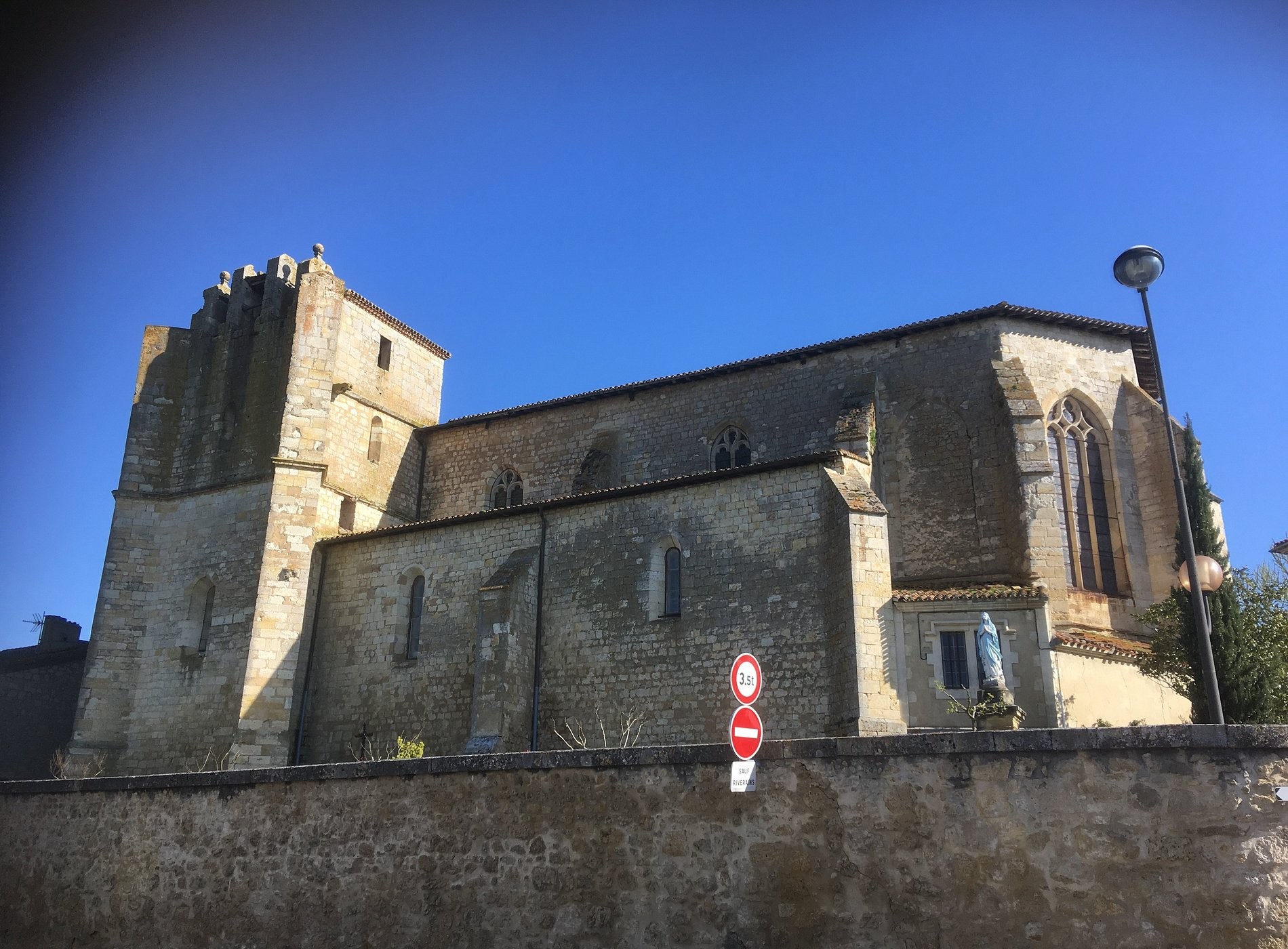 Chambres D'hôtes Le Bonheur, Chambre d'Hôtes à Miradoux