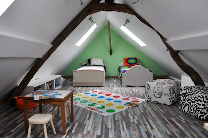 Gite au Coeur de la Coulée Verte, Location de Vacances à Crèvecoeur-le-Grand