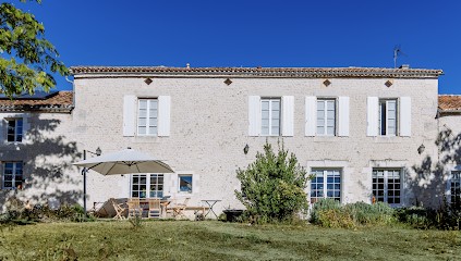 Abri des Mésanges, Chambre d'Hôtes à Boisné-La Tude