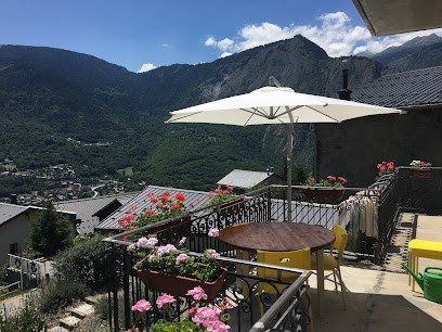 BikenSkiBnB, Location de Vacances à Saint-Michel-de-Maurienne
