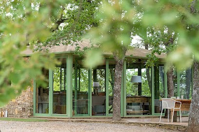Domaine de Fontenouille chambre d’hôtes avec piscine dans le Var, Chambre d'Hôtes à Esparron