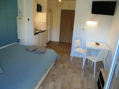 Lons meublés 39, Location de Vacances à Perrigny