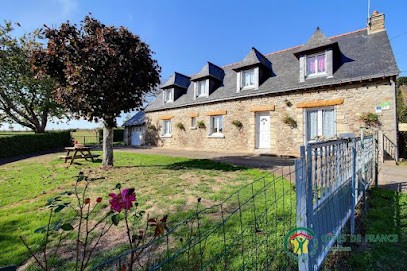 Gîte La Paillardaie Côté Campagne, Location de Vacances à Peillac