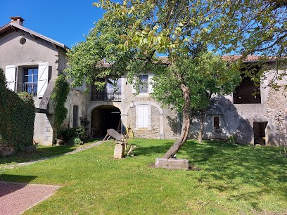 Le Repos Du Poète - Chambres D'Hôtes De Charme Avec Spa, Table D'Hôtes Et Massages, Hautes Pyrénées, Maison d'Hôtes à Nestier