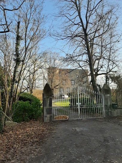 Château De Saint Bonnet, Chambre d'Hôtes à Saint-Bonnet-lès-Allier
