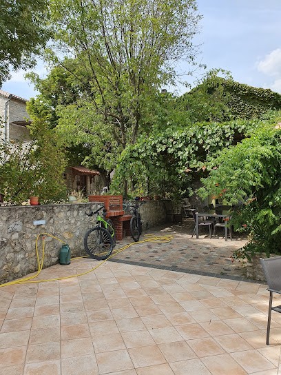 Chambres d'hôte de Laudun, Chambre d'Hôtes à Villeneuve-de-Berg