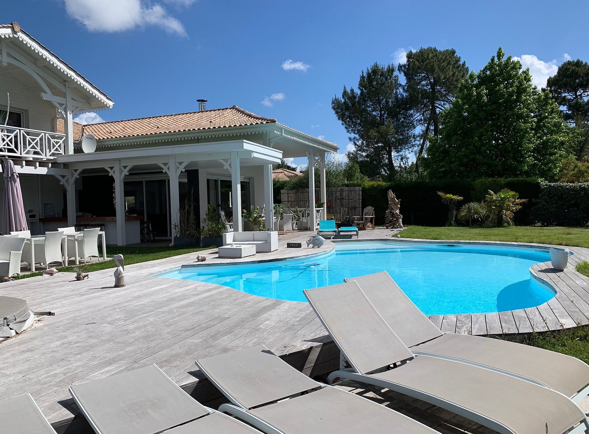Villa Bora Bora, Chambre d'Hôtes à Gujan-Mestras