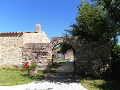 La Pinière, Chambre d'Hôtes à Talmont-Saint-Hilaire