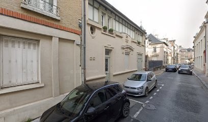 Appartement Moderne à Reims, Chambre d'Hôtes à Reims
