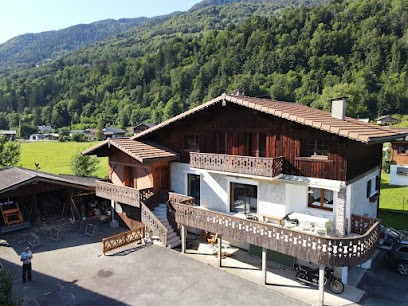 Chalet L'Ours location/rental accommodation, Location de Vacances à Verchaix