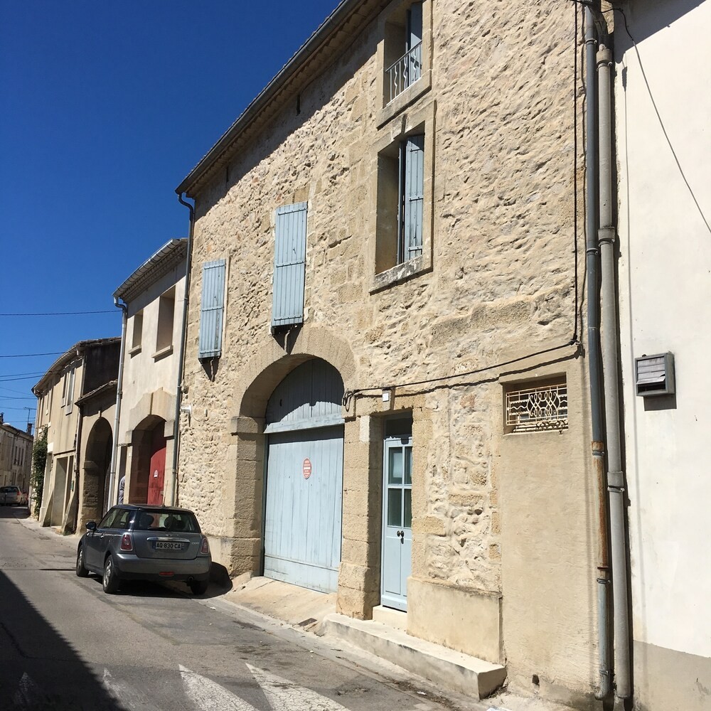 Chambres D'hôtes Lunel Bien-Être, Chambre d'Hôtes à Lunel