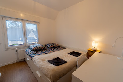 Maison De Ville Avec Terrasse Proche Métro, Location De Vacances à Rennes