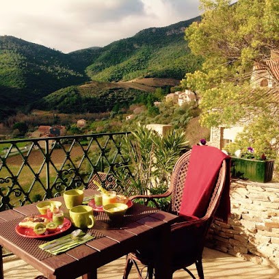 Maison Vieussan, Chambre d'Hôtes à Vieussan