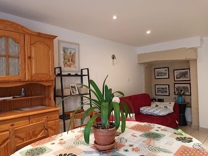 Gite entre sources et riviere, Location de Vacances à Vaire