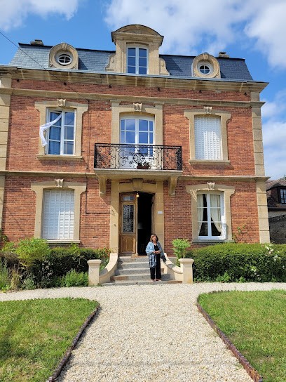 JEMISTANA, Chambre d'Hôtes à Coulonces