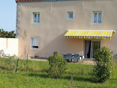 Gîte L'Acoué, Location de Vacances à Raveau