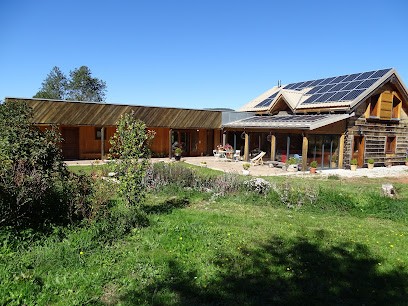 Chambres d'hôtes Lajouane, Chambre d'Hôtes à Saint-Julien-du-Pinet