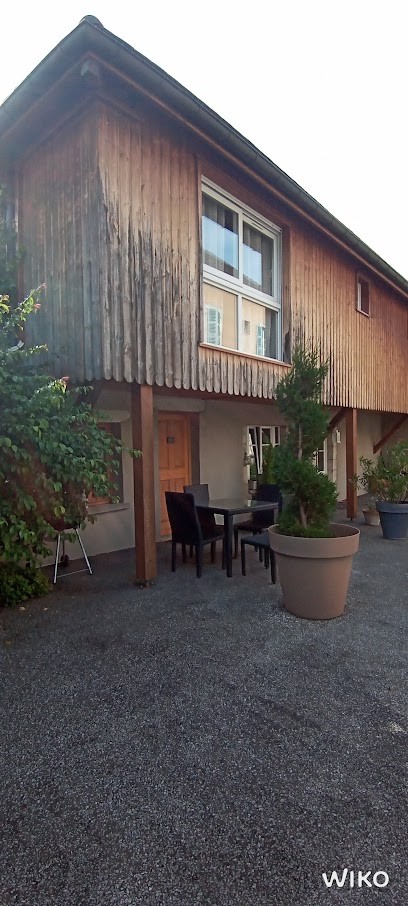 Domaine des Capucins, Chambre d'Hôtes à Salins-les-Bains