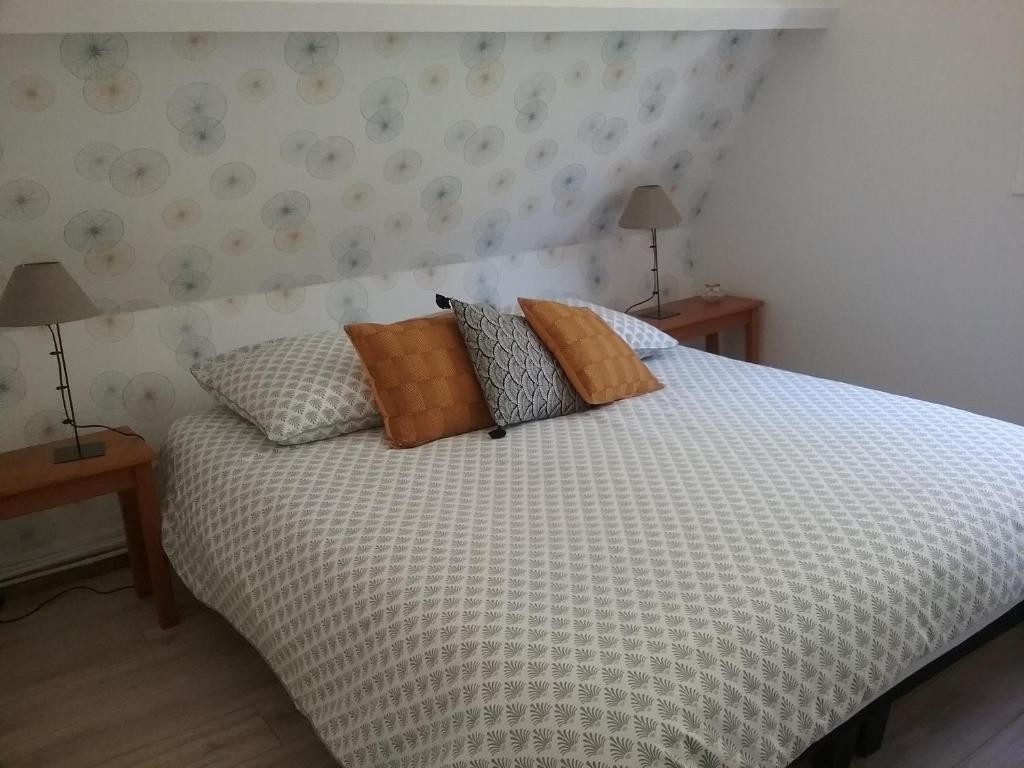 Au Nid Douillet, Chambre d'Hôtes à Seigy