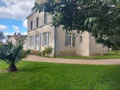 Clos Magnolia Chambre D'hôtes à Castets et Castillon
