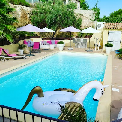 Villa fiora chambre, Chambre d'Hôtes à Martigues