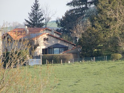 Les Jardins De Caribole, Chambre d'Hôtes à Fourneaux