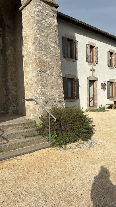 gite communal de l'Oustàou, Chambre d'Hôtes à Loubaresse