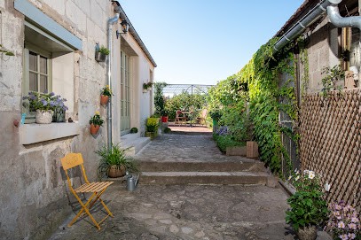 La Little Maison - Chambres d'hôtes, Chambre d'Hôtes à Loches